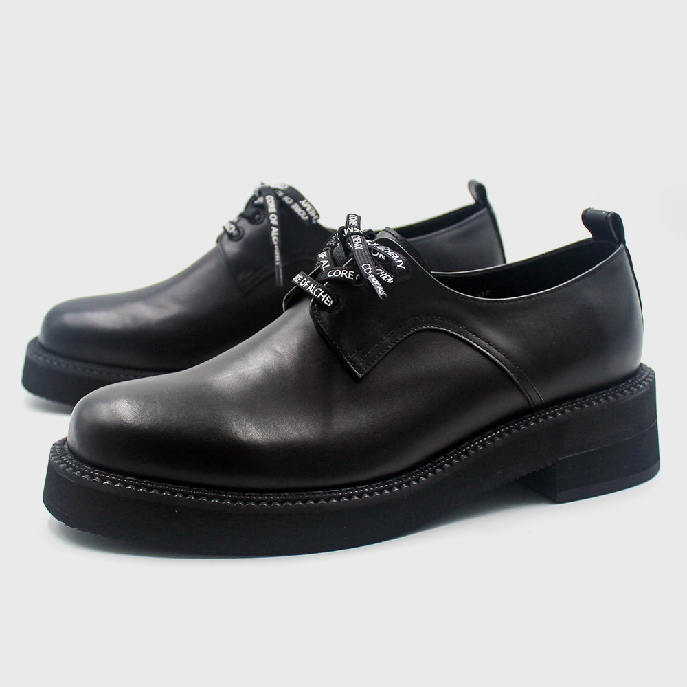Classic Noir detail 12