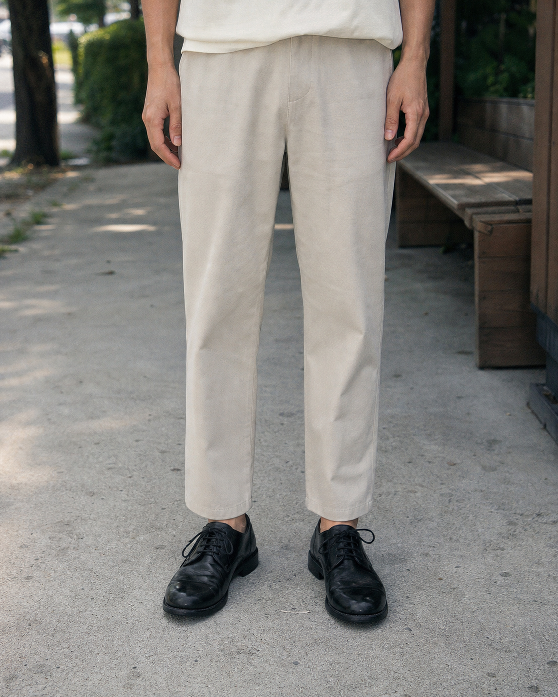 Legacy Black Derby detail 31