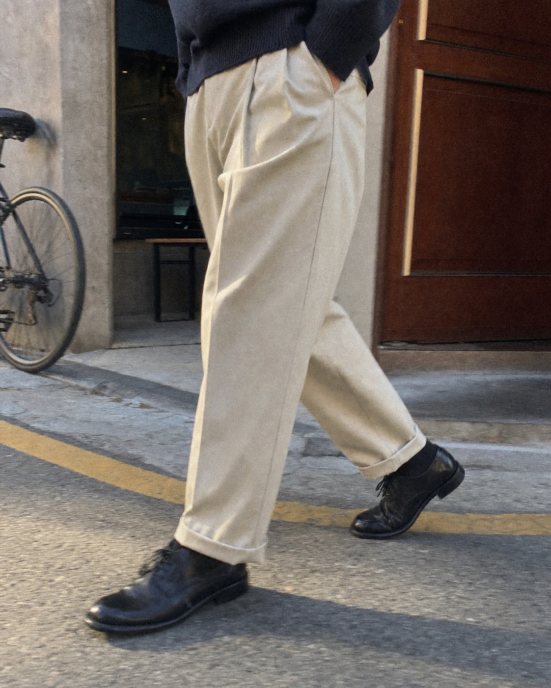 Legacy Black Derby detail 33
