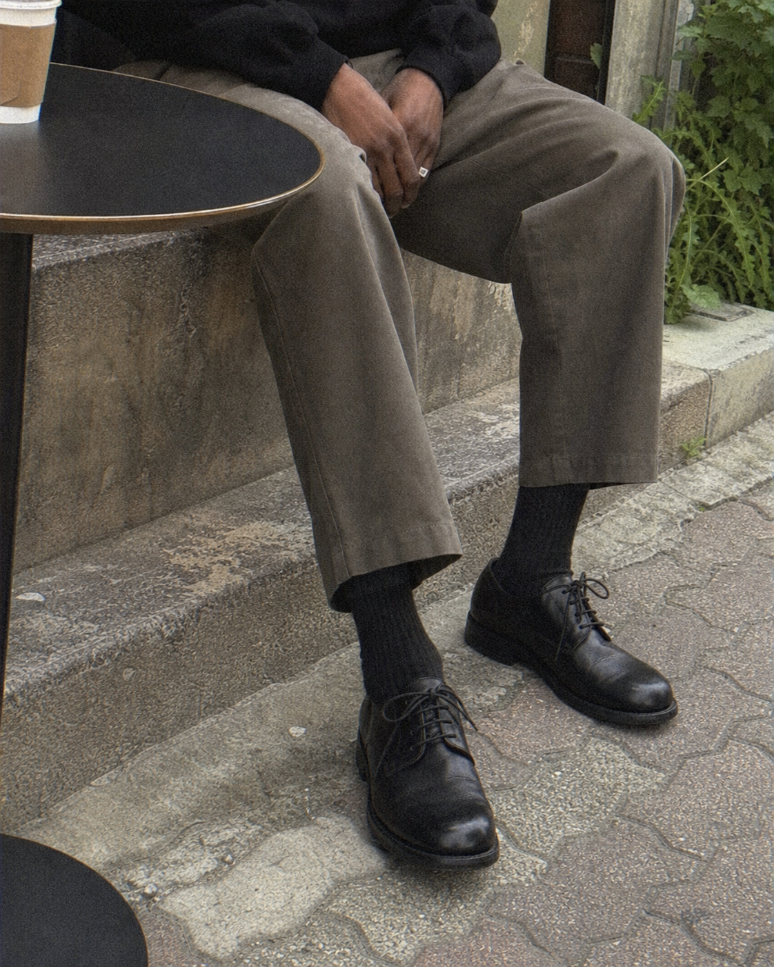 Legacy Black Derby detail 40