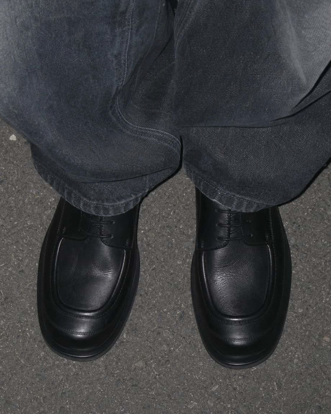 Square Apron Derby Blacknoir17 detail 19