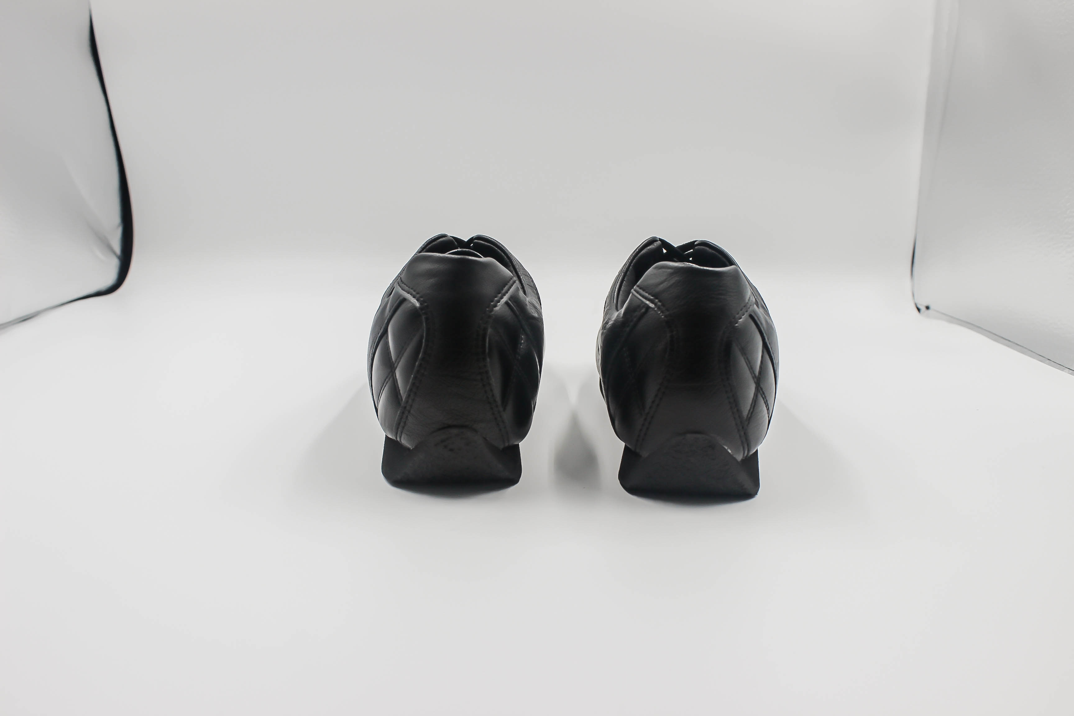 Aterre Black detail 39