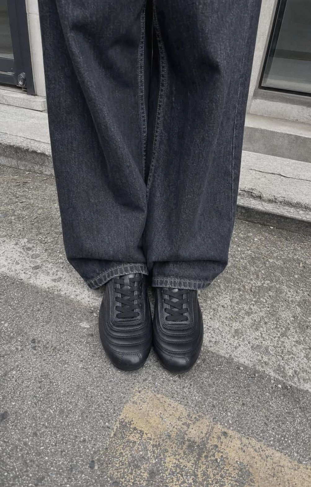 Aterre Black detail 74