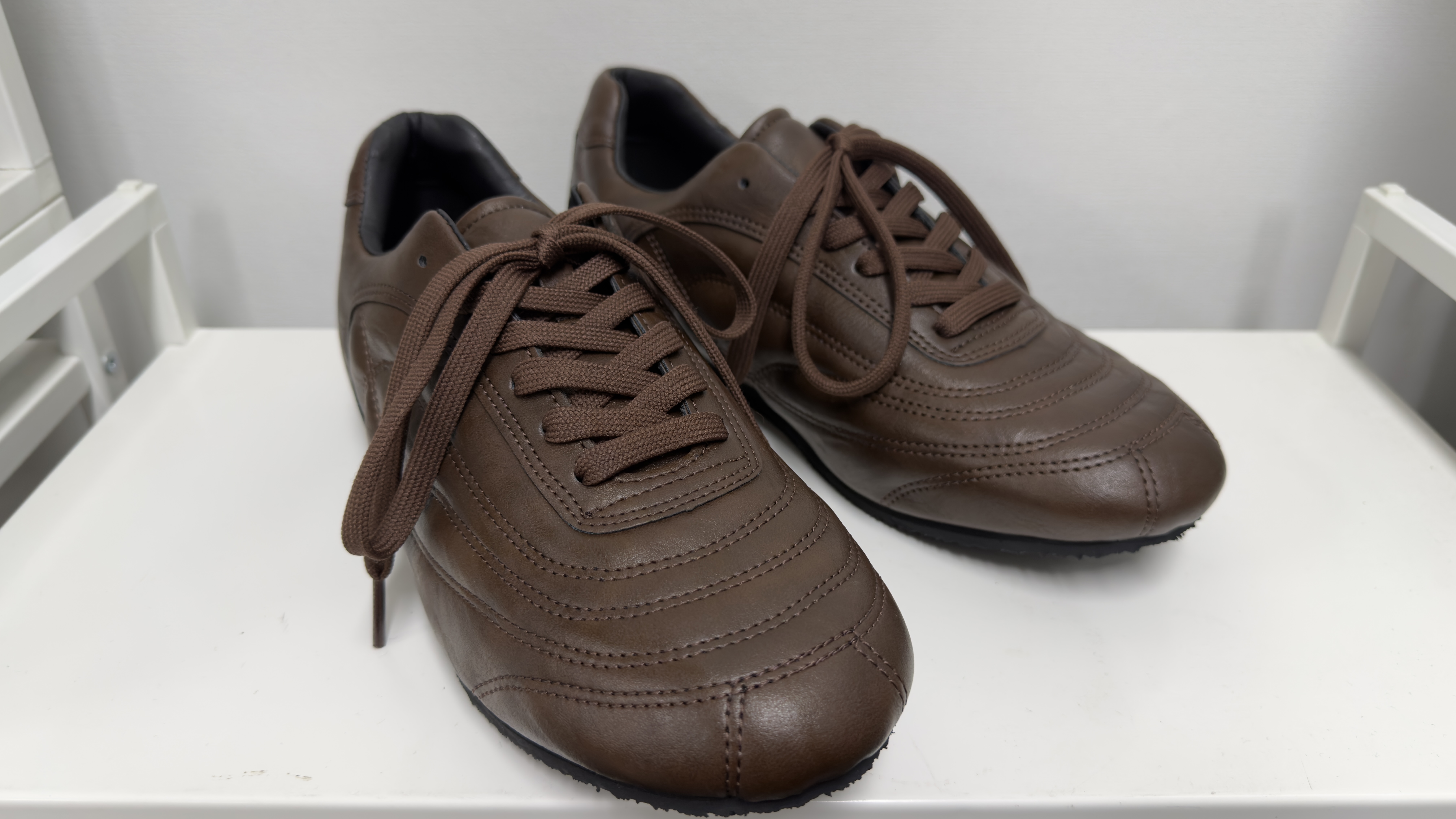Aterre Brown detail 21