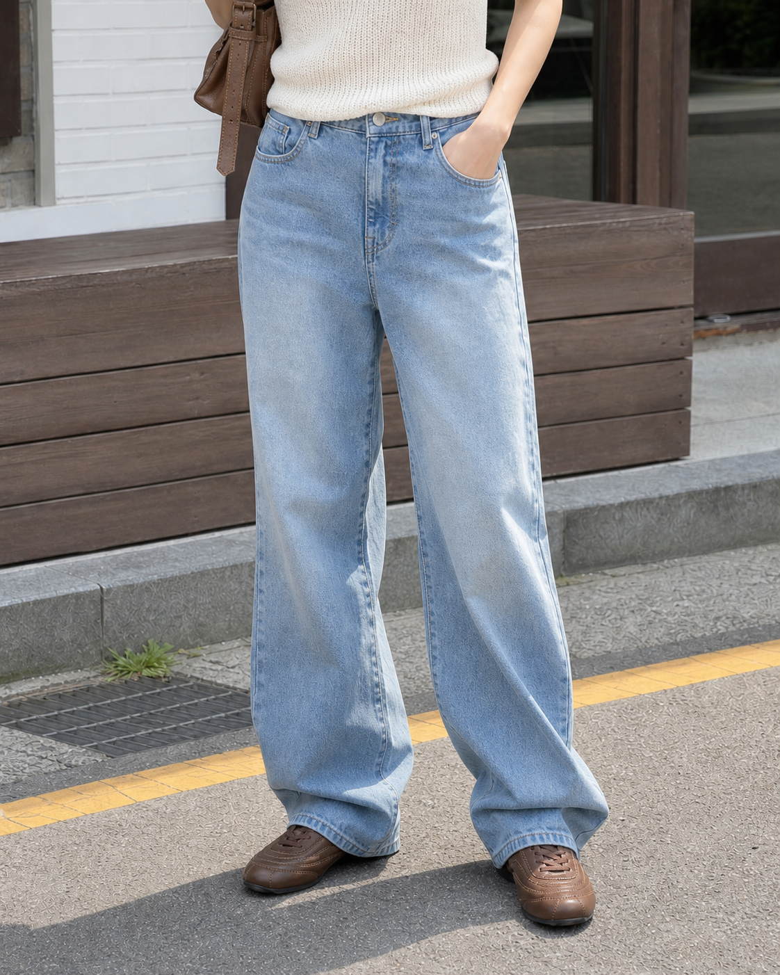 Aterre Brown detail 56