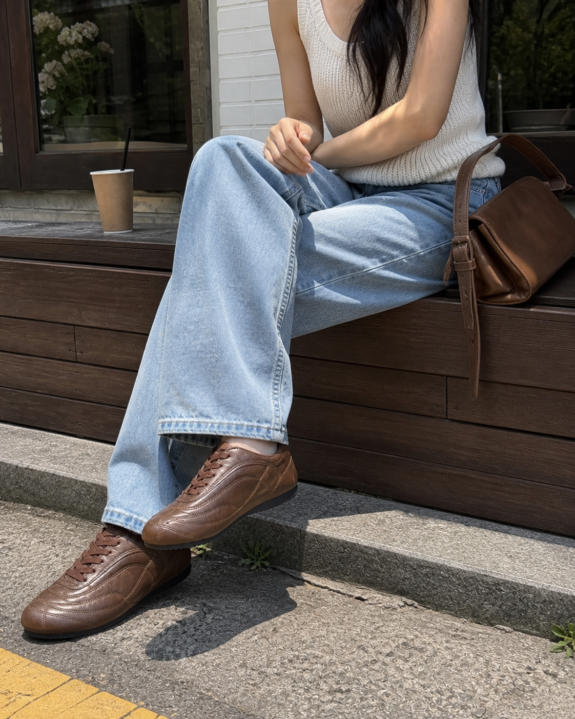 Aterre Brown detail 49