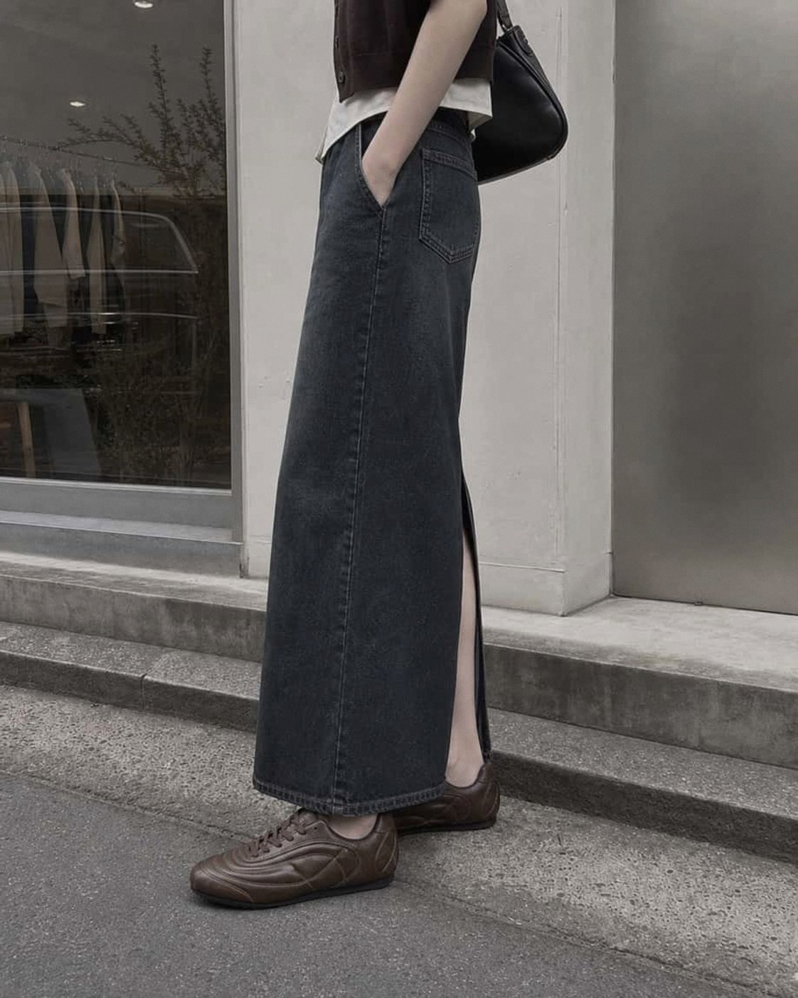 Aterre Brown detail 75