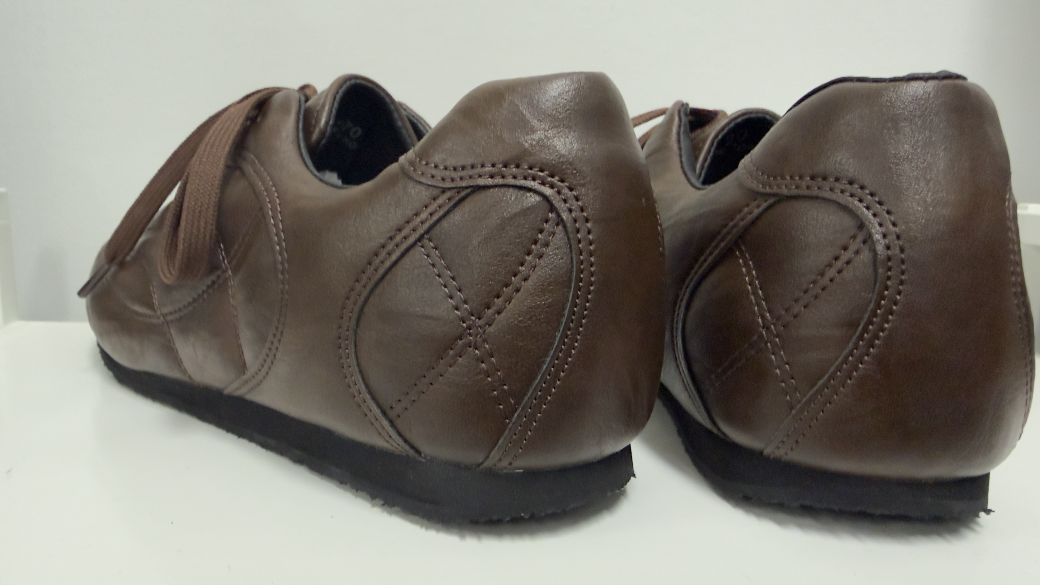 Aterre Brown detail 20
