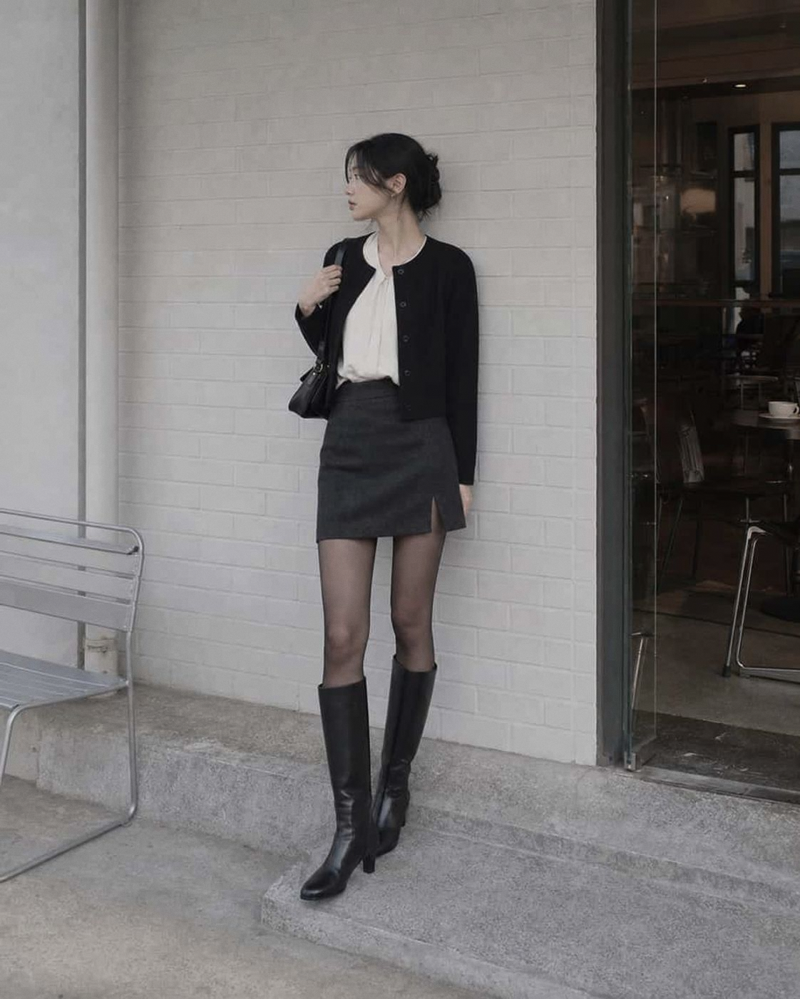 Classic Calf Boots Black detail 22
