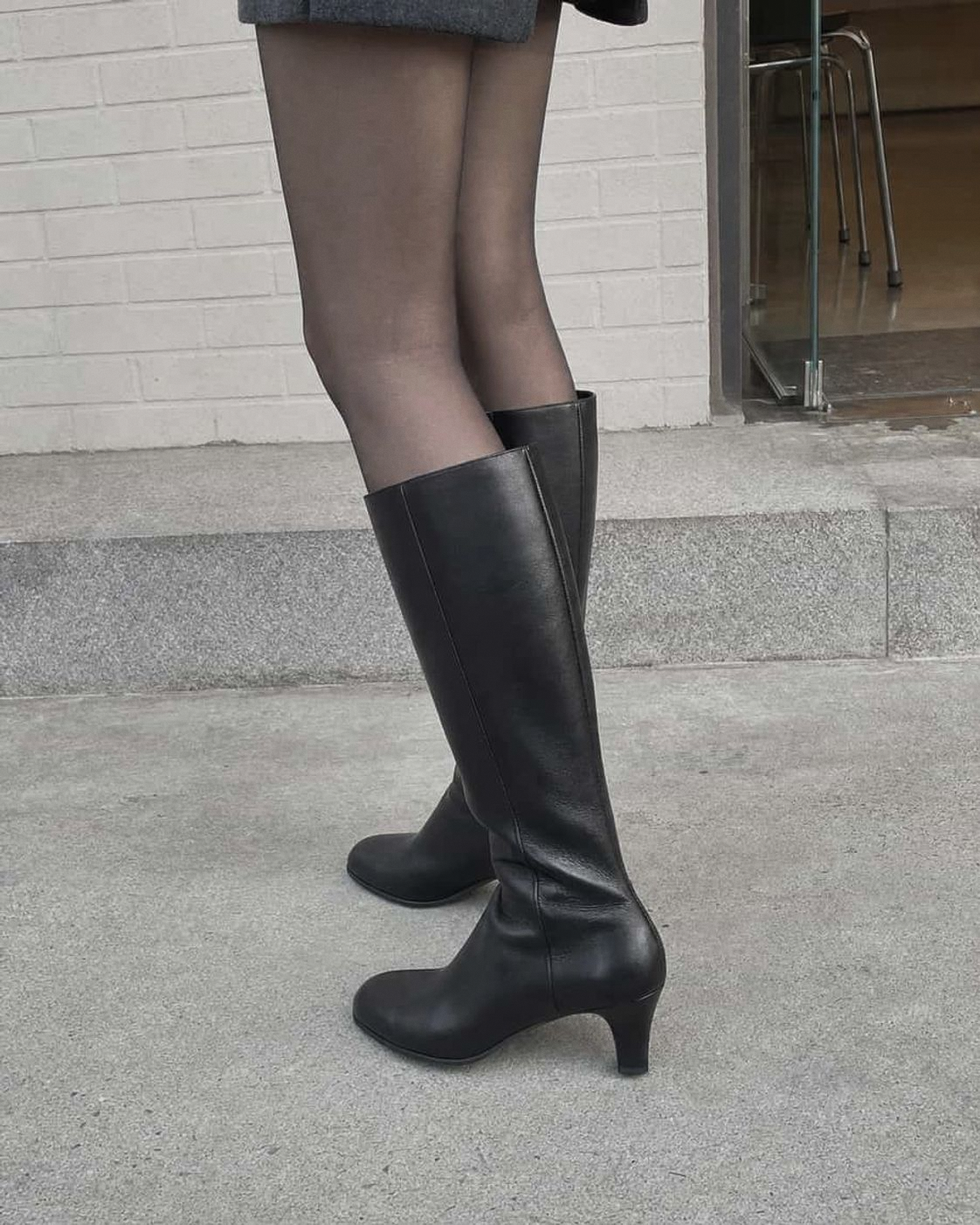 Classic Calf Boots Black detail 29