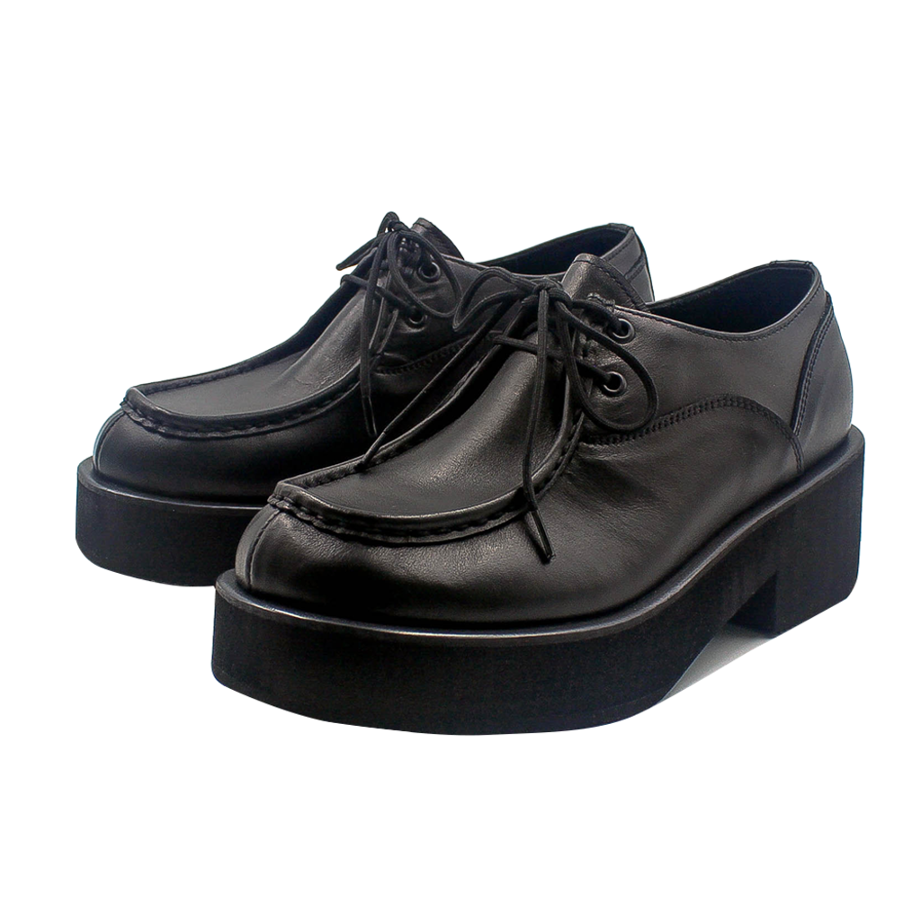 Lyon Black detail 44